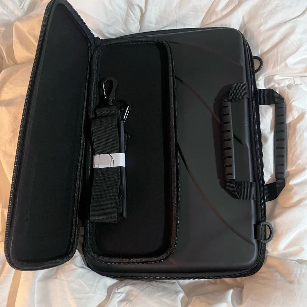Black Laptop Sun Shade Case